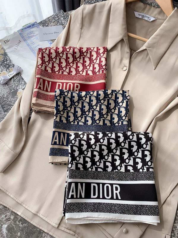 Dior silk scarf 90X90cm E12
